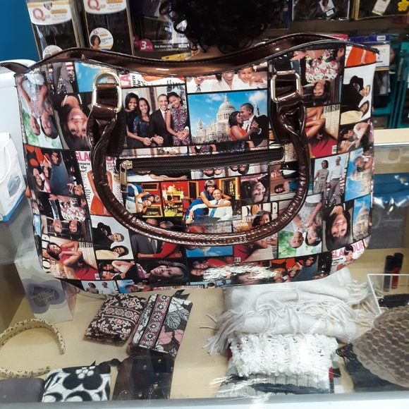 Purses - Picture 5 of 5